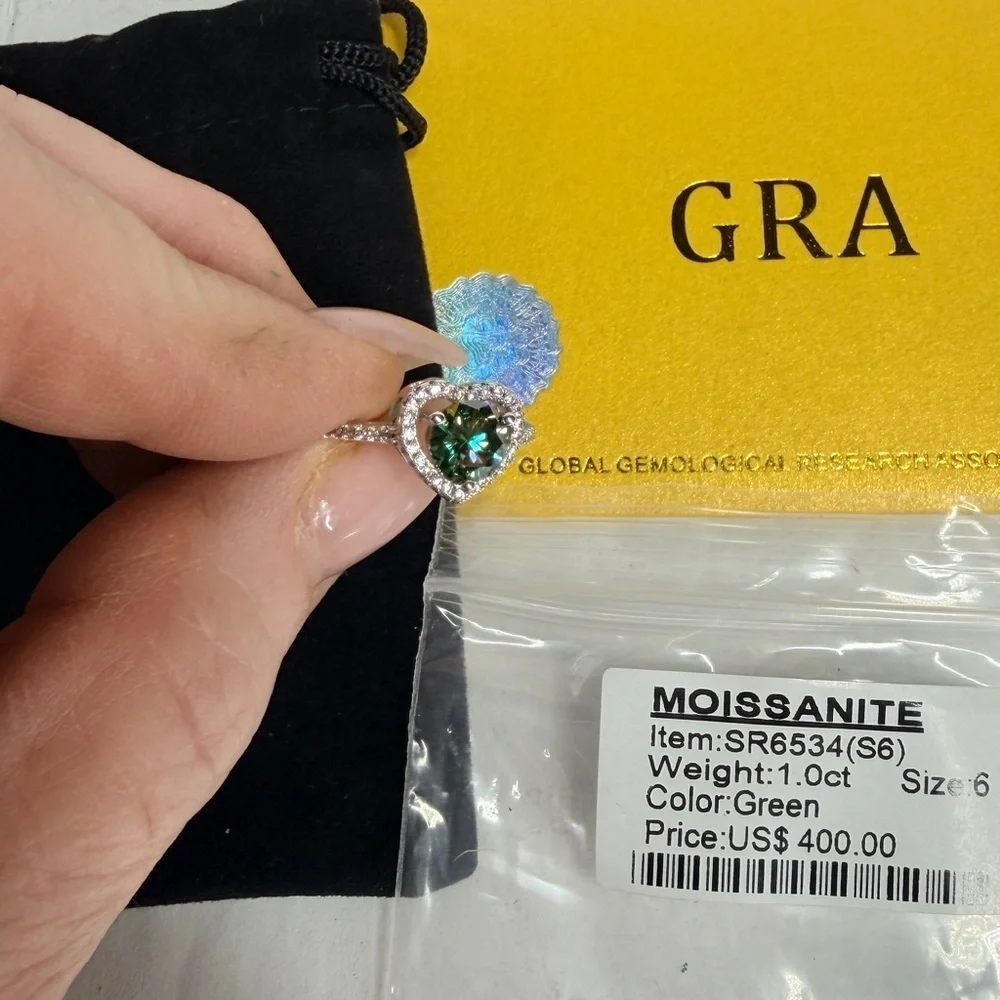 Moissanite Green Heart Cut Ring 1 carat - Size 6 -NEW with papers S925 Sterling